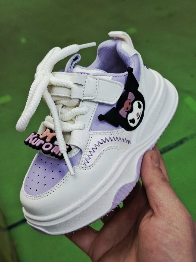 кроссовки,женские кроссовки,кроссовки закрытые,повседневные кроссовки,массивные кроссовки