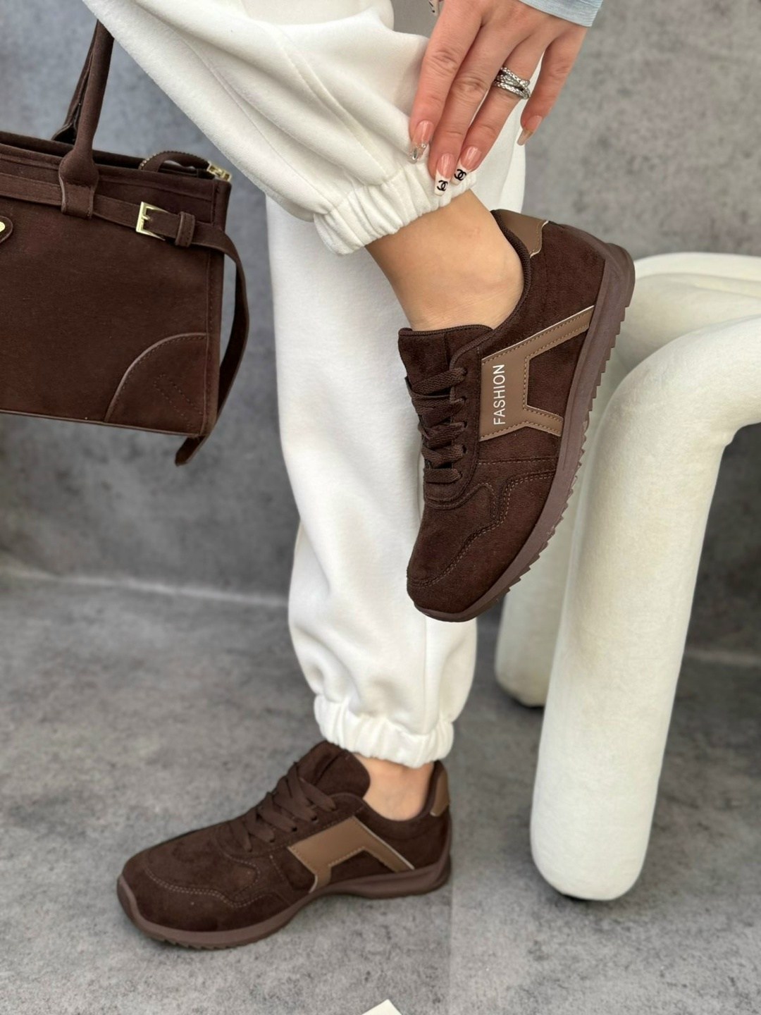 замшевые кроссовки,,кроссовки brunello cucinelli замшевые,женские замшевые кроссовки,кроссовки натуральная замша