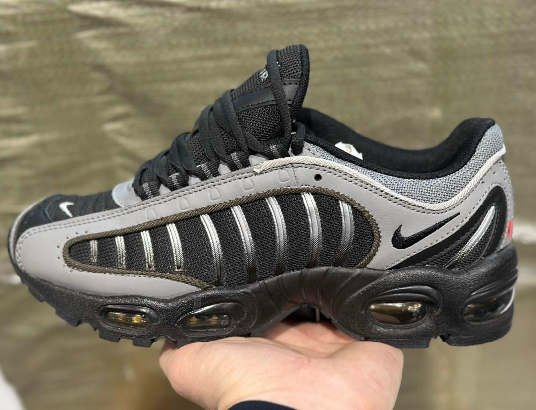 кроссовки nike air max tailwind 4,nike air max tailwind iv,nike air max tailwind,nike air max tailwind 4,nike air max tailwind 4 black and silver