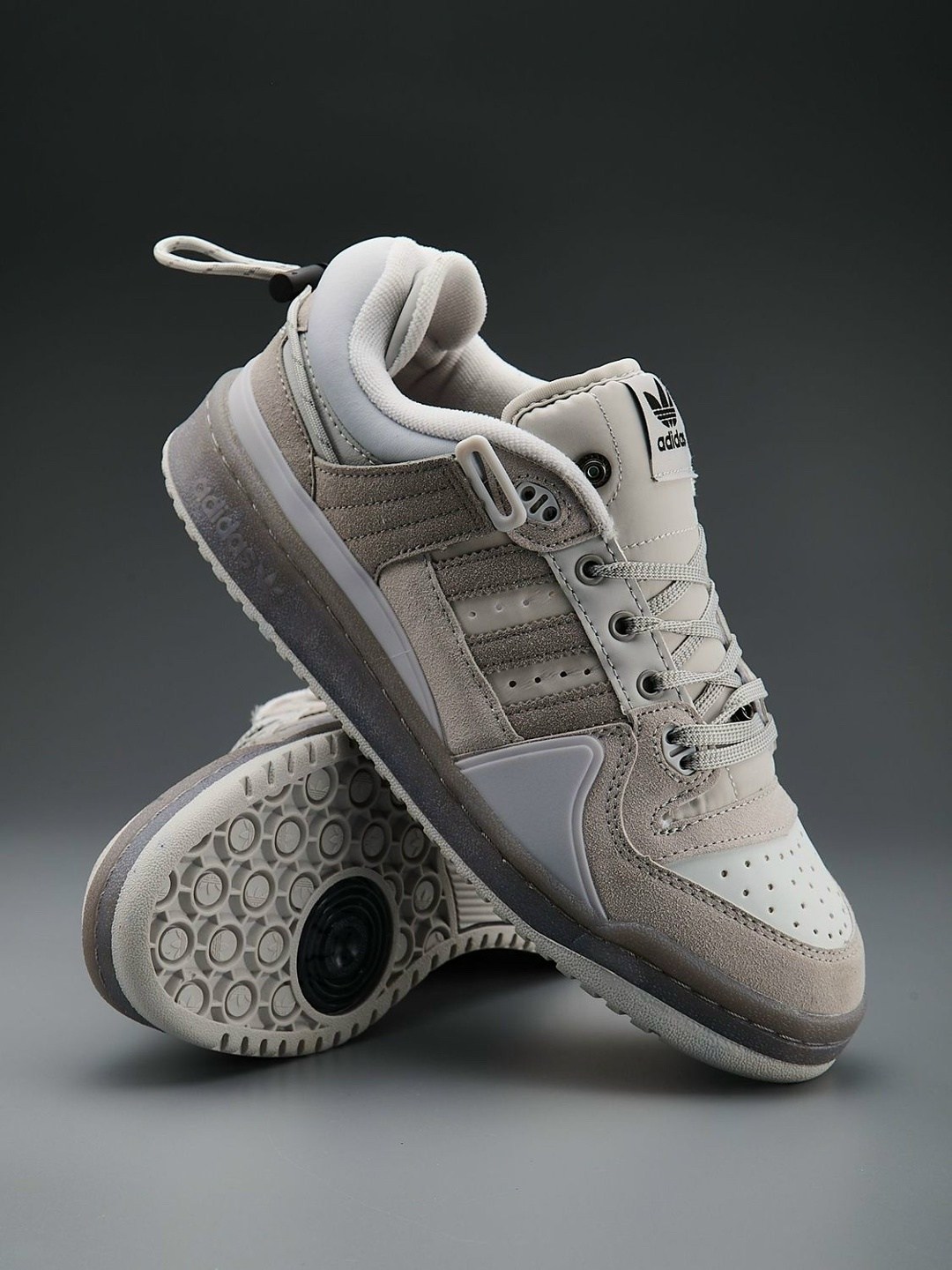 кроссовки адидас bad bunny,кроссовки adidas,кроссовки adidas forum low bad bunny,bad bunny x adidas forum buckle low,кроссовки адидас женские