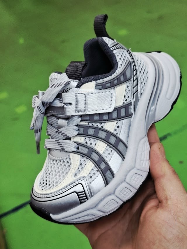 кроссовки,женские кроссовки,кроссовки закрытые,повседневные кроссовки,массивные кроссовки