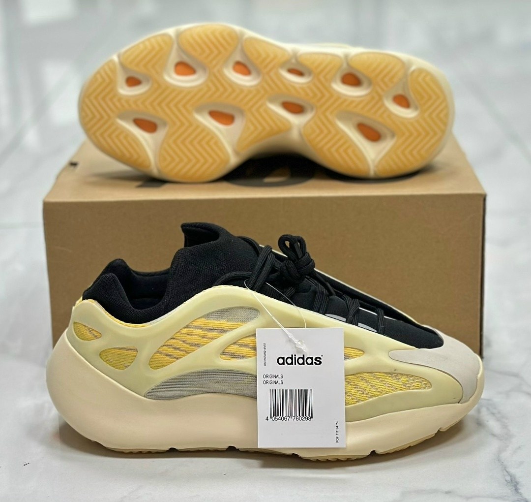 adidas yeezy boost 700 v 3,кроссовки adidas yeezy boost 700 v3,adidas yeezy 700,кроссовки adidas yeezy boost 700,adidas yeezy boost 700