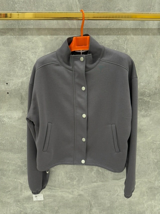 женская куртка бомбер,куртка бомбер,куртка женская модная,куртка повседневная,оверсайз куртка