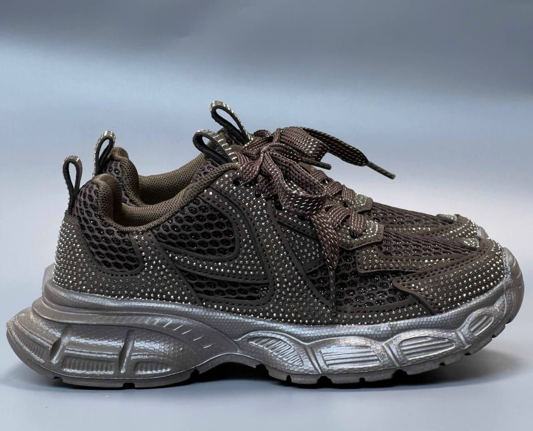 кроссовки,черные кроссовки,детские кроссовки,спортивная ,кроссовки женскиe