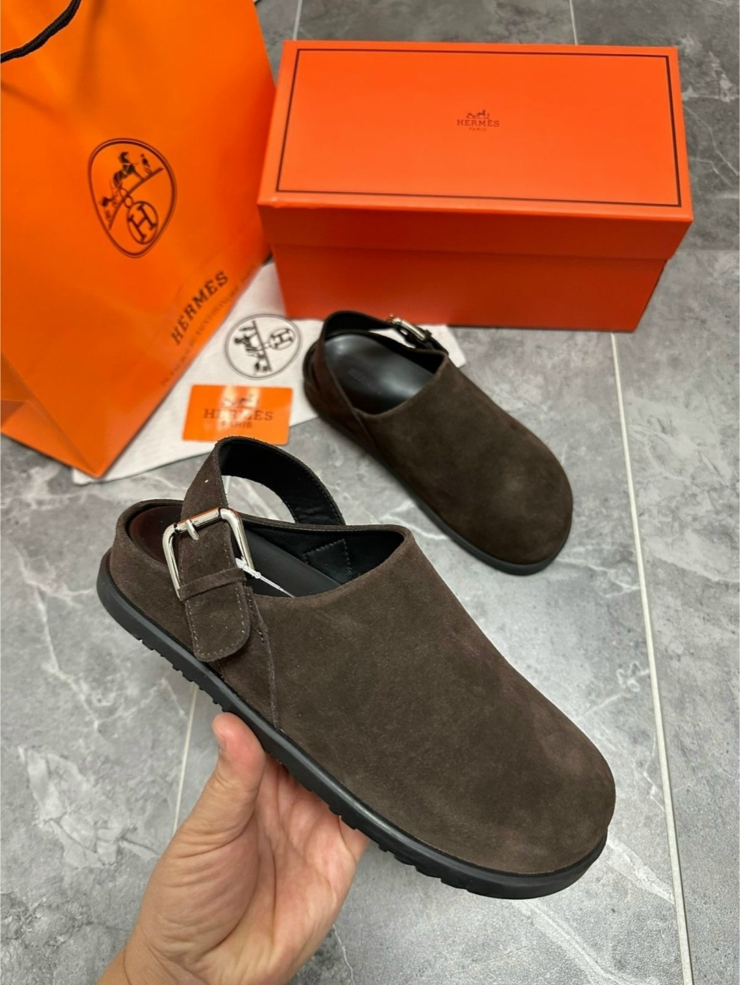 ,замшевые шлепанцы hermes,обуви,тапочки hermes,женская