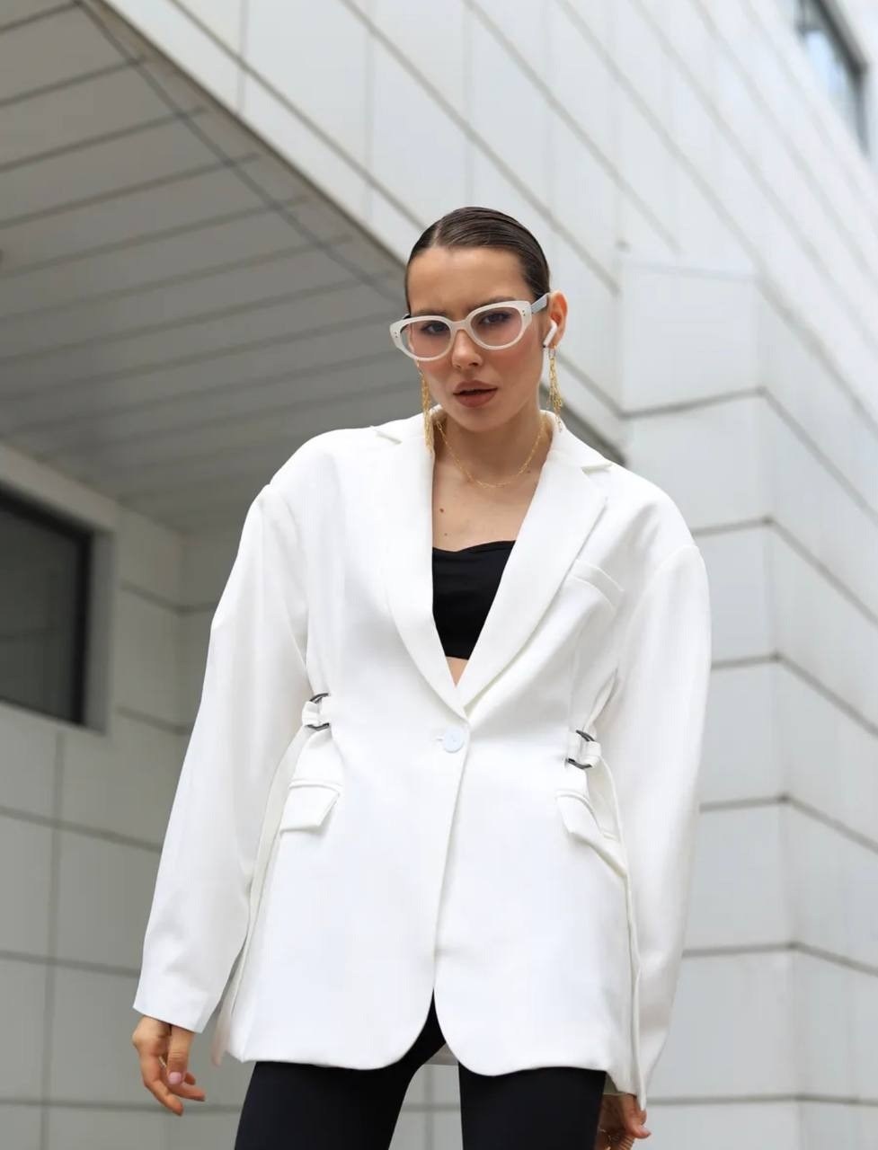 жакет,однобортный жакет приталенного кроя love republic,белый женский пиджак,жакет женский,жакет и пиджак