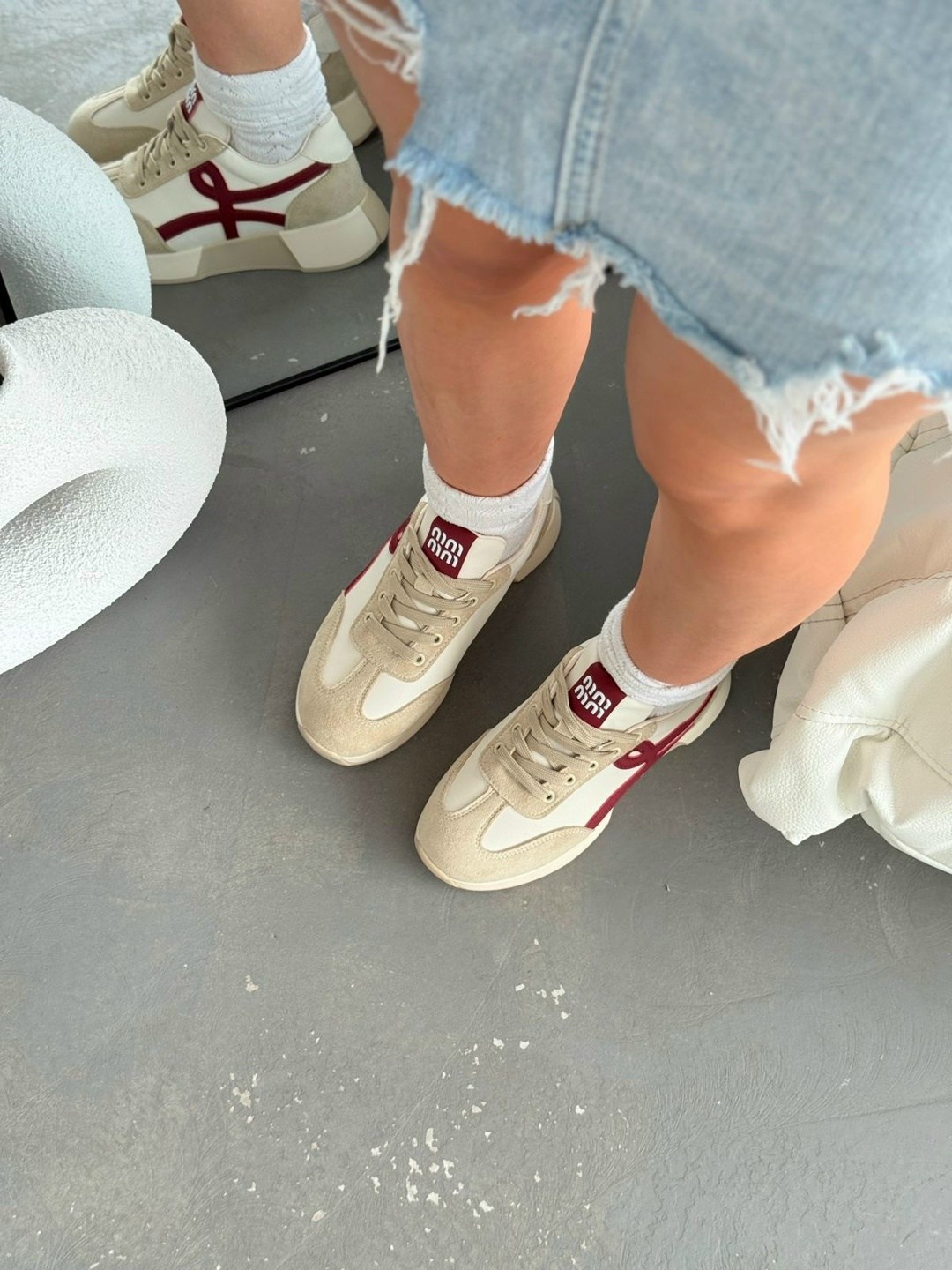 кроссовки женскиe,,модные кроссовки,кроссовки женские модные,спортивная