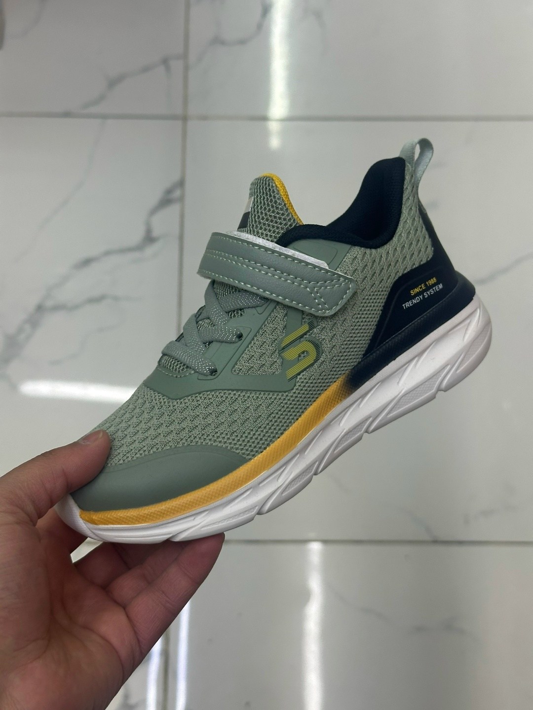 кроссовки,детские кроссовки,кроссовки мальчику,кроссовки baas,кроссовки strobbs