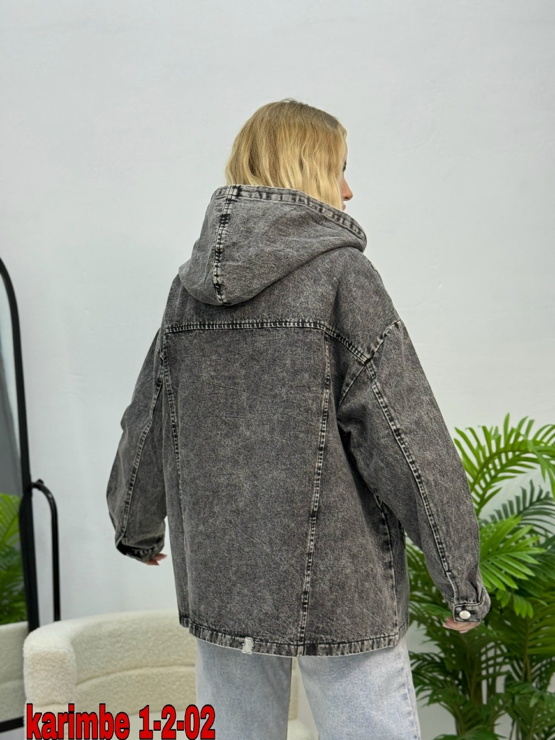 женская джинсовая куртка,джинсовая куртка,джинсовая куртка оверсайз с капюшоном,куртка джинсовая оверсайз,джинсовая куртка большие размеры оверсайз