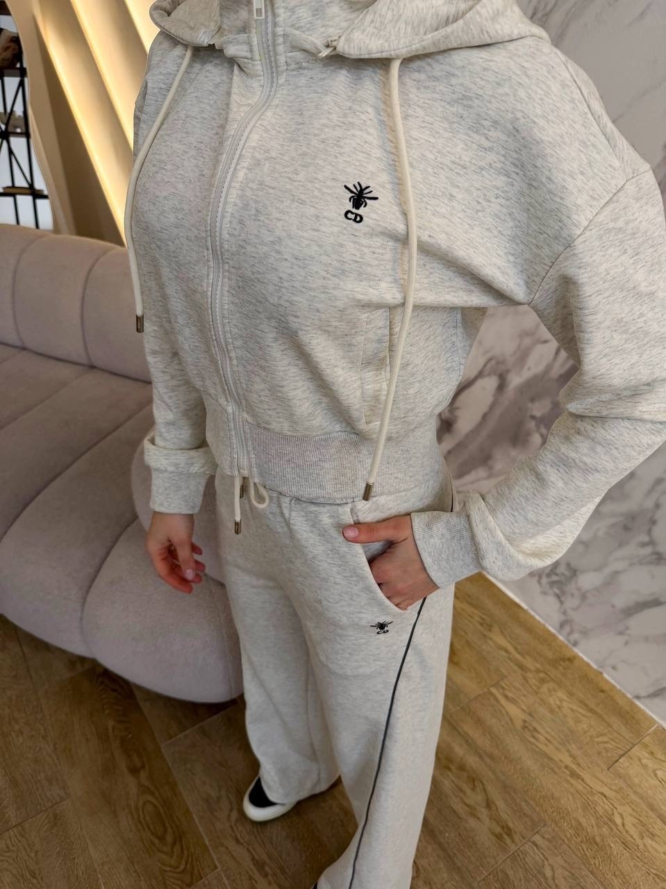 спортивные костюмы,стильные костюмы,спортивный костюм женский на флисе,костюм женский,женский спортивный костюм