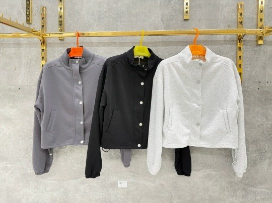 женская куртка бомбер,куртка бомбер,куртка женская модная,куртка повседневная,оверсайз куртка