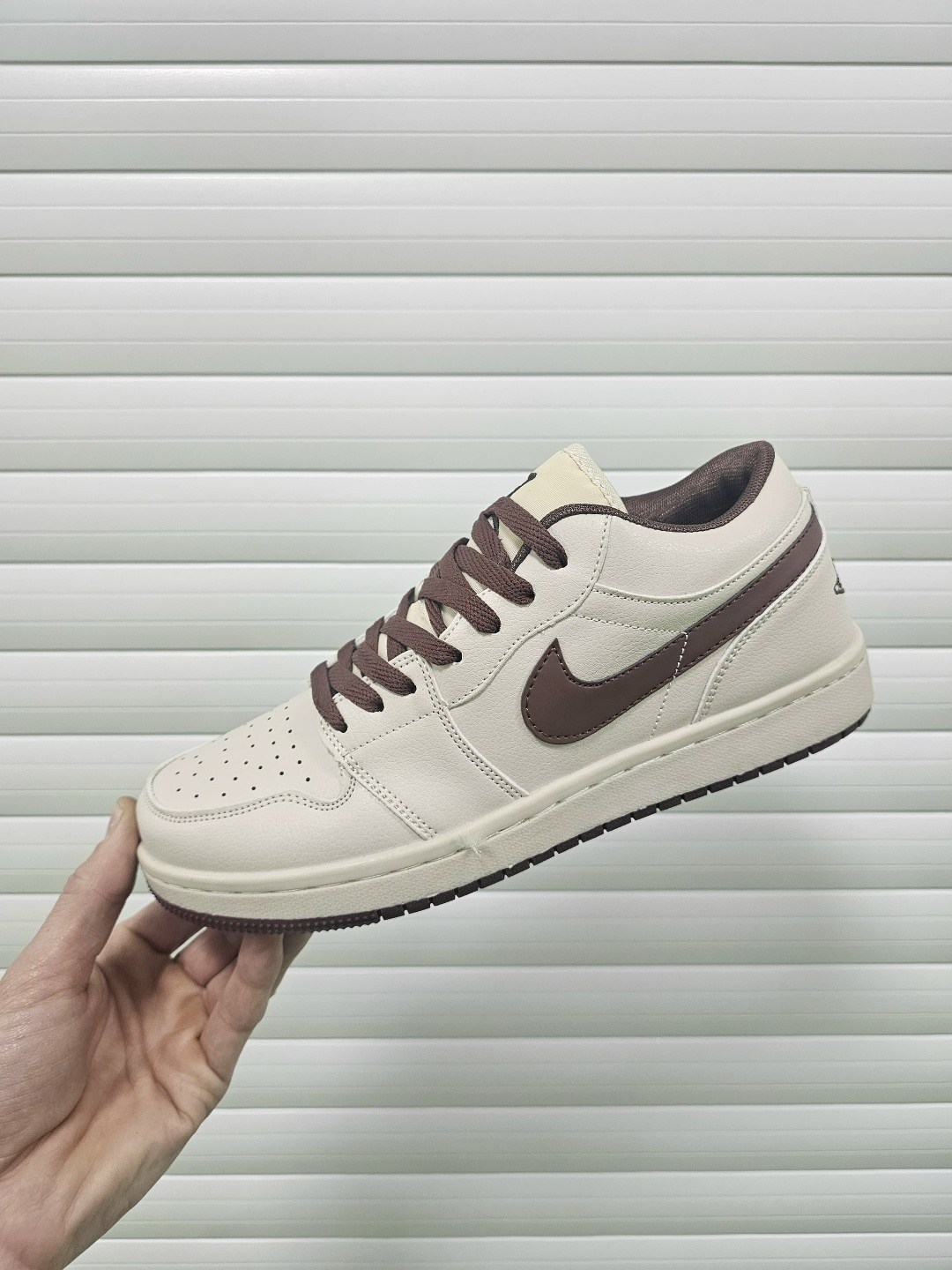 nike air jordan 1 low,nike air jordan 1 low se,air jordan 1 low,air jordan 1 low se,nike air jordan 1 low green