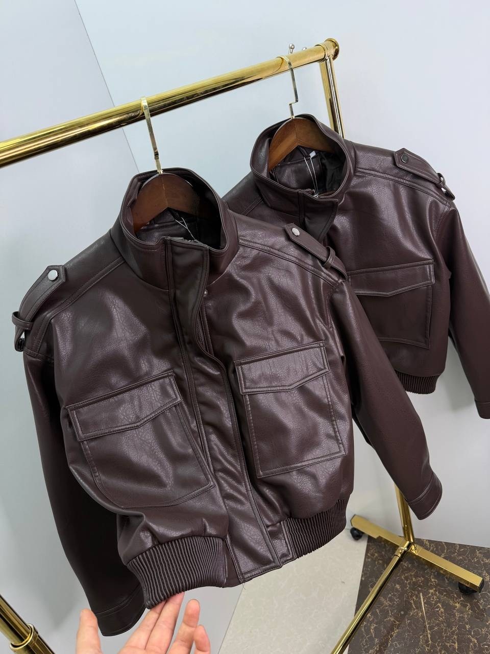 кожаная куртка,женская кожаная куртка,короткая куртка из искусственной кожи,куртка косуха,кожаная куртка короткая