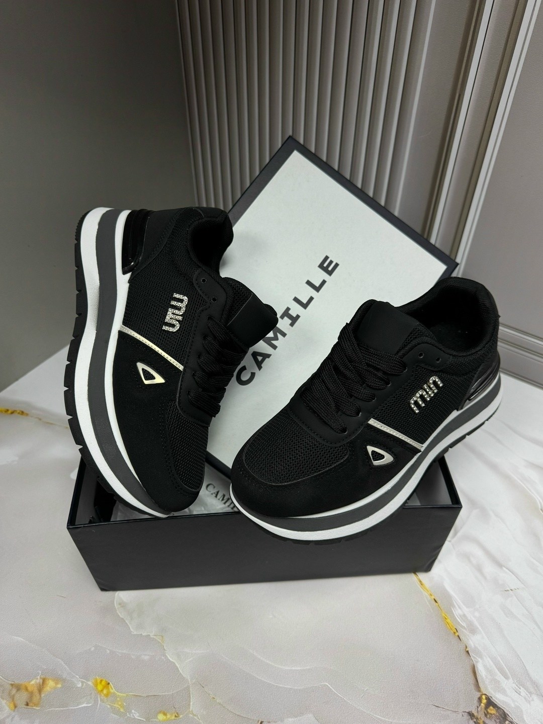 кроссовки женские liu jo,кроссовки liu jo,женские кроссовки,,кроссовка