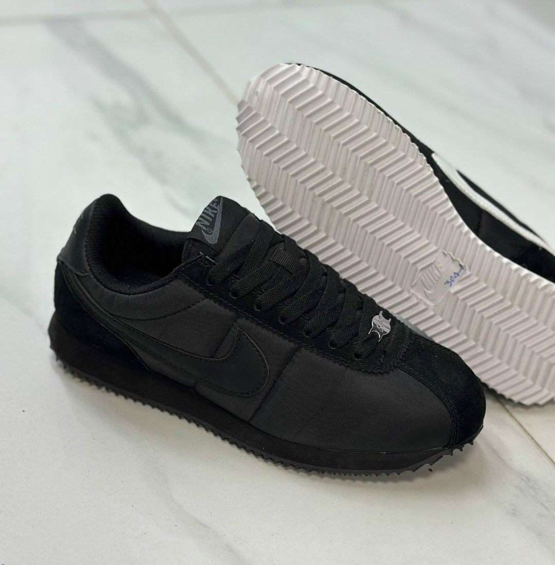 кроссовки cortez коричневые nike,кроссовки nike cortez baroque brown,кроссовки nike classic cortez leather,женские повседневные кроссовки nike classic cortez,кроссовки nike cortez