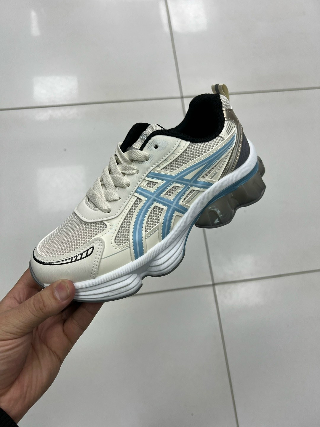 кроссовки женскиe,кроссовки,женские кроссовки asics,белые кроссовки,спортивная