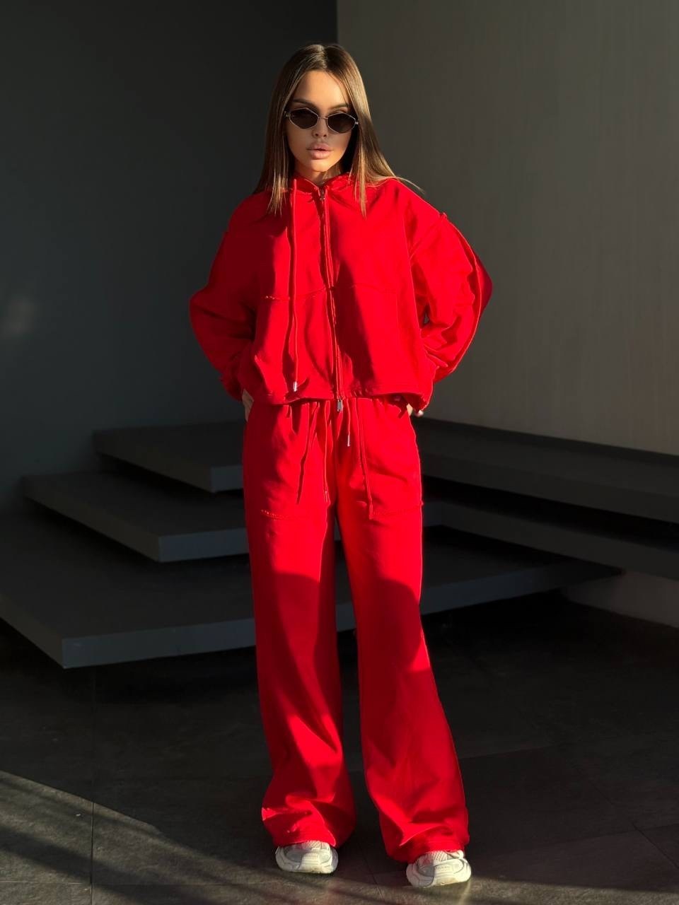 костюм бежевый,брючный костюм,велюровый костюм,женский костюм,спортивный велюровый костюм