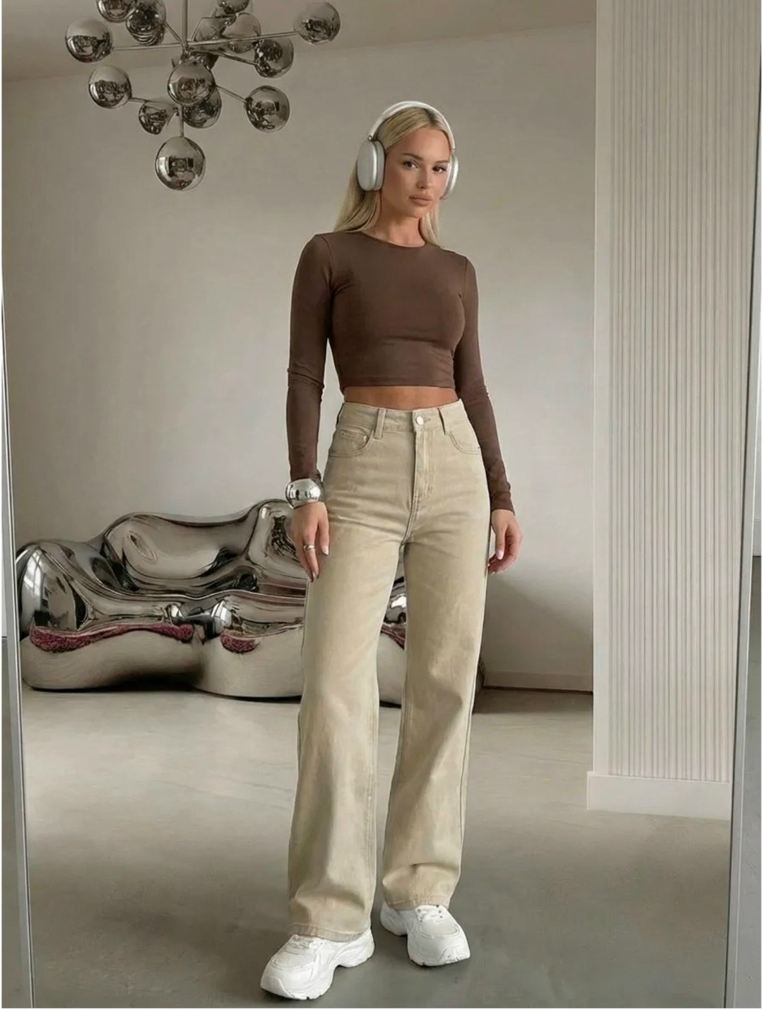бежевые джинсы,светлые брюки,женские джинсы,джинсы широкие,джинсы женские широкие