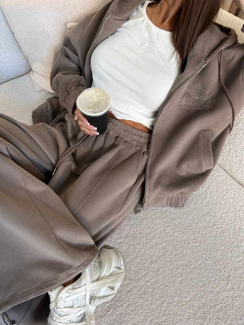 женский красный костюм miu miu,женский костюм,костюм спортивный,костюм