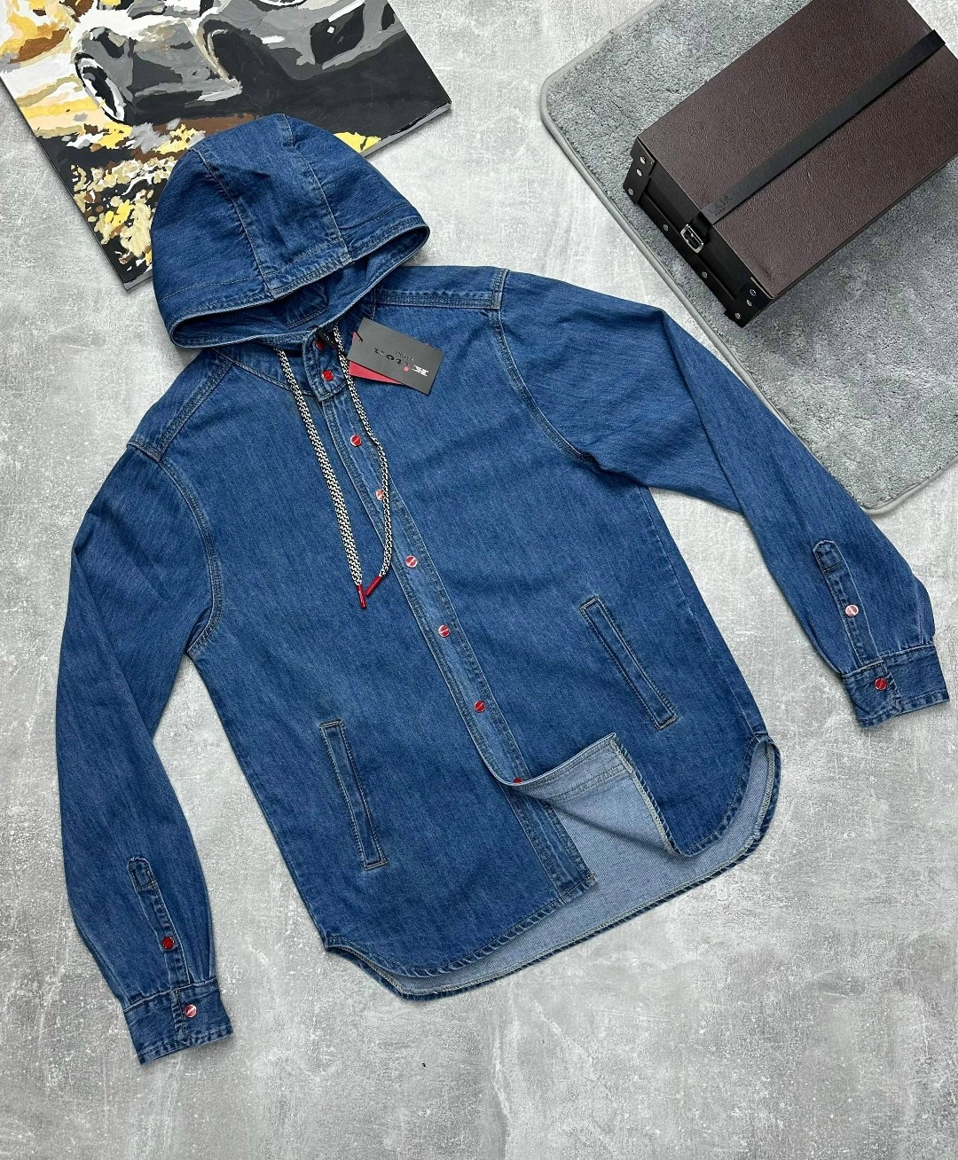 джинсовые рубашки мужские,джинсовые костюмы мужские,джинсовые костюмы,рубашка с капюшоном,рубашка джинсовая