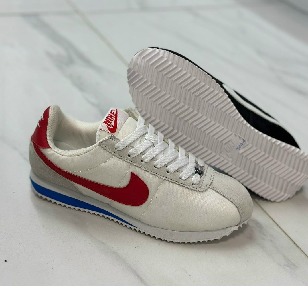 кроссовки cortez коричневые nike,кроссовки nike cortez baroque brown,кроссовки nike classic cortez leather,женские повседневные кроссовки nike classic cortez,кроссовки nike cortez