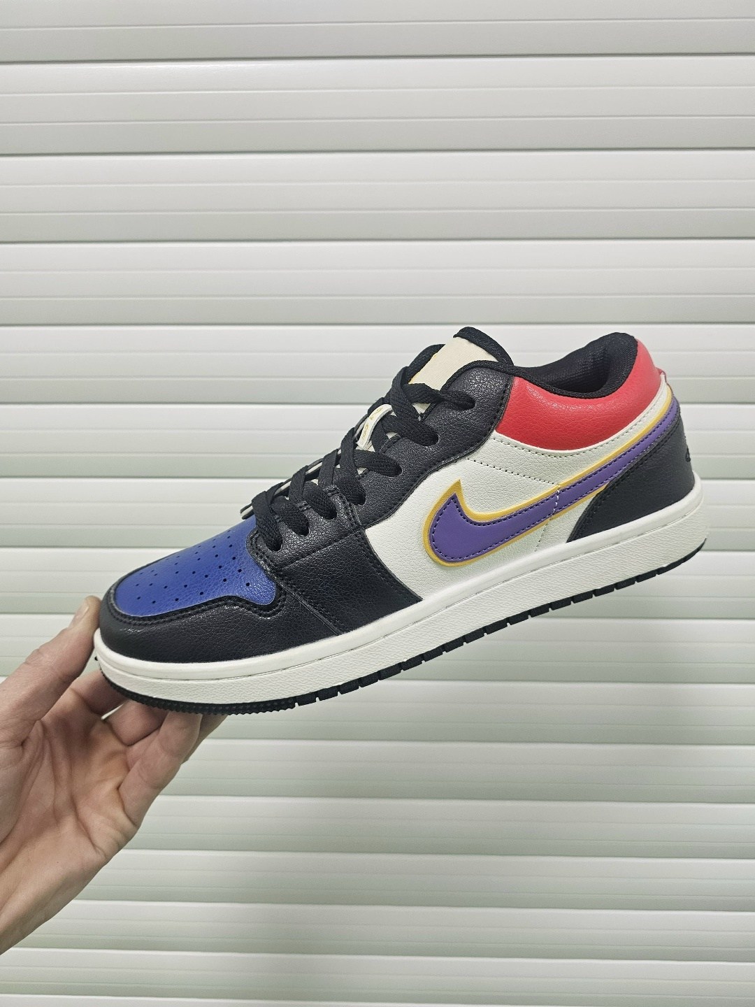 nike air jordan 1 low,nike air jordan 1 low se,air jordan 1 low,air jordan 1 low se,nike air jordan 1 low green