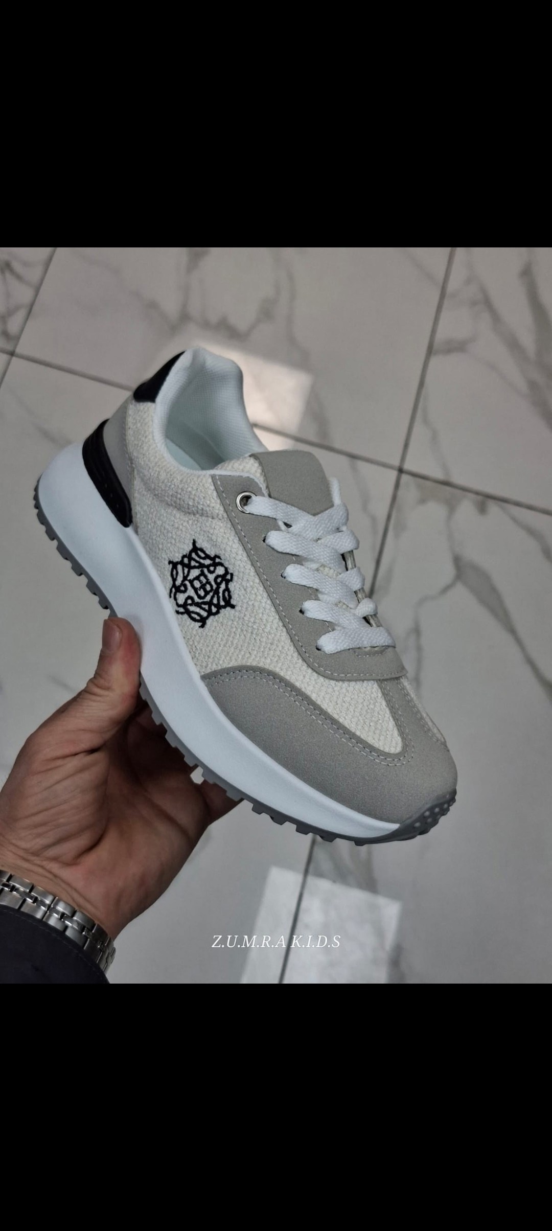 кроссовки женскиe,,женская ,кроссовка,стильные кроссовки