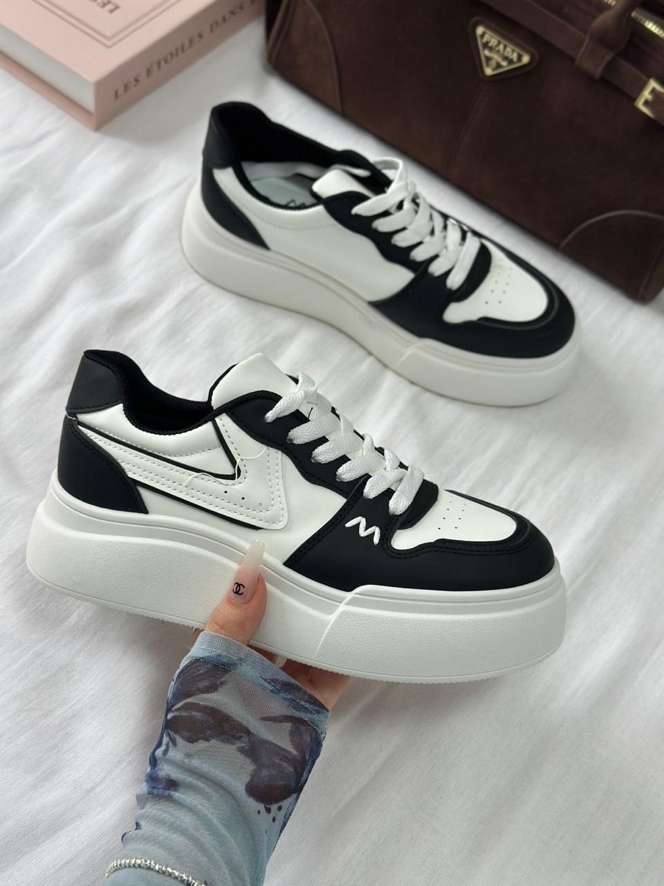 ,кроссовки женскиe,модные кроссовки,кроссовки для женщин, кроссовки