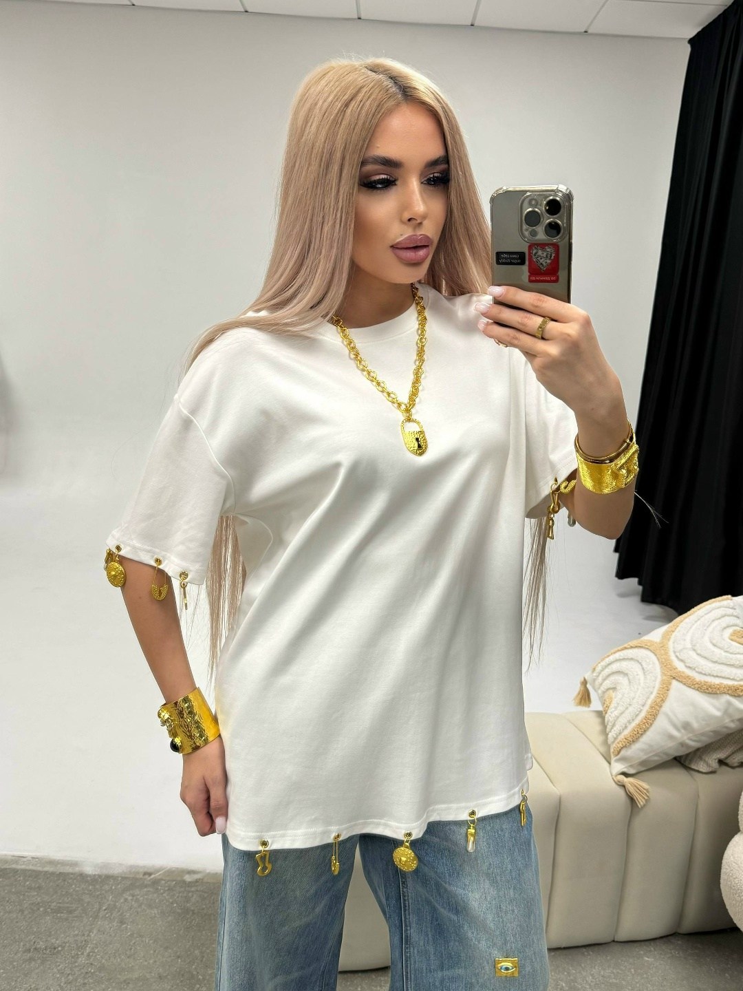 футболки женская,женская белая футболка,футболки женские модные,футболка оверсайз,белая оверсайз футболка