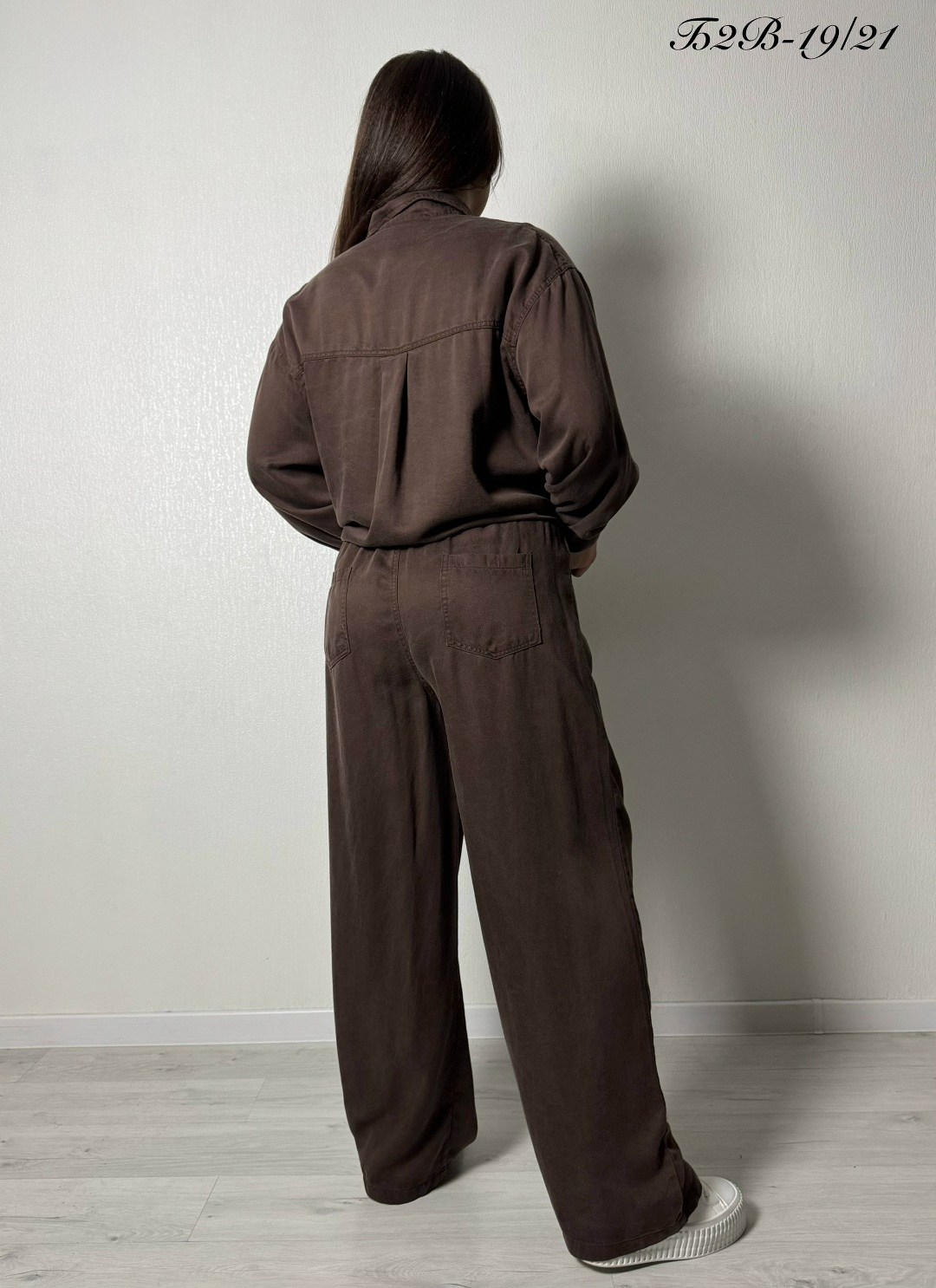 женский костюм,костюм с рубашкой и брюками,брючный костюм женский,костюм классический,костюм женский льняной