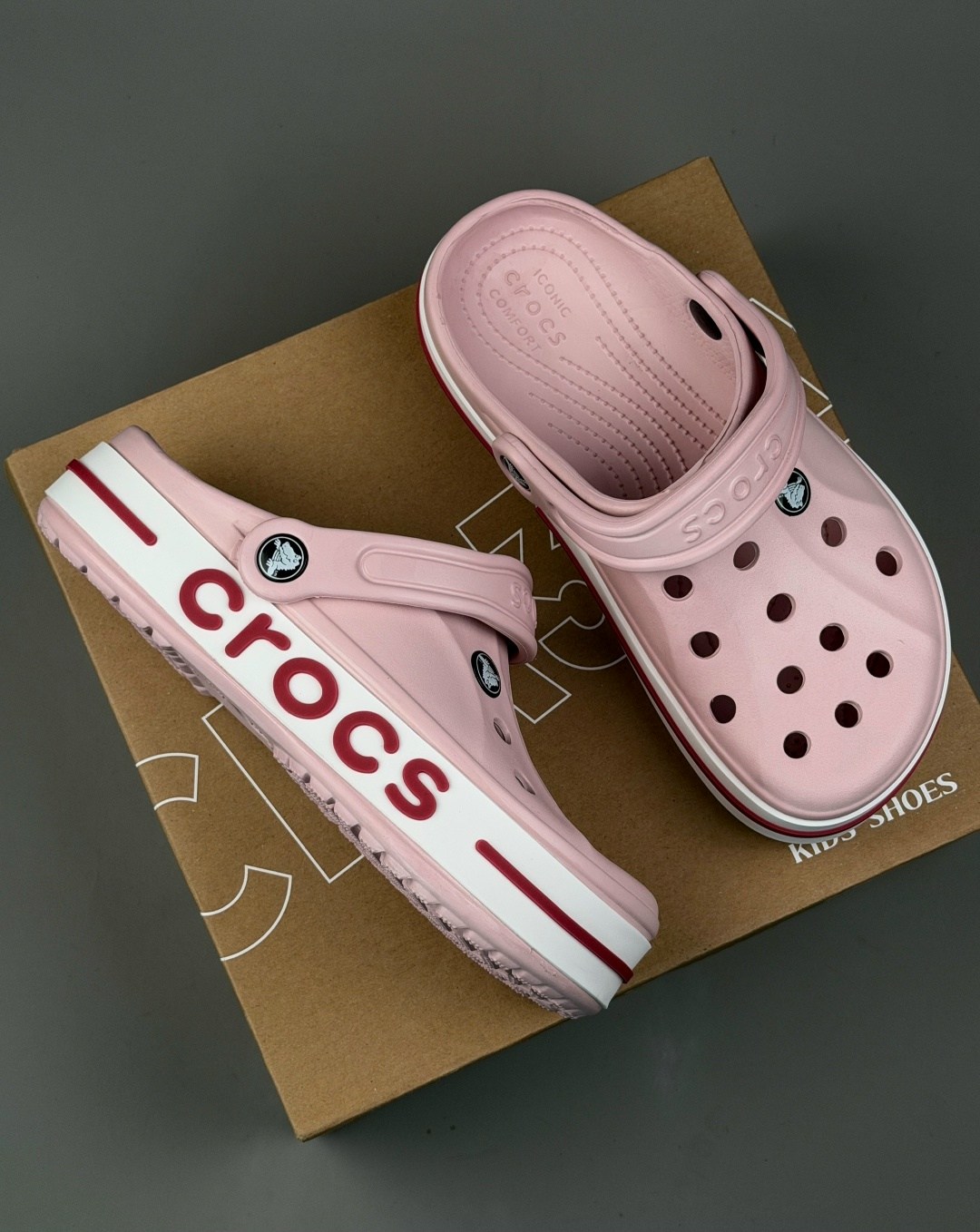 сабо кроксы crocs sarah clog crocs цвет розовый персик,сабо crocs bayaband clog,crocs розовые,сабо crocs bayaband clog розовые,сабо crocs bayaband