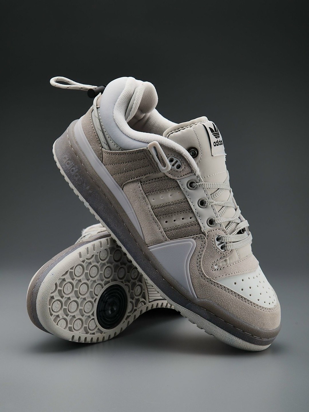 кроссовки adidas,кроссовки bad bunny x adidas forum buckle low,кроссовки мужские adidas,кроссовки адидас,adidas forum bad bunny серые