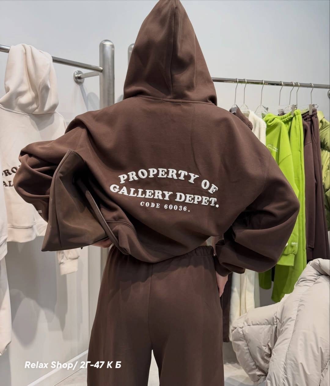 спортивные костюмы с широкими штанами,спортивный костюм,костюм для тренировки,одежда в стиле,коричневый спортивный костюм с капюшоном moon