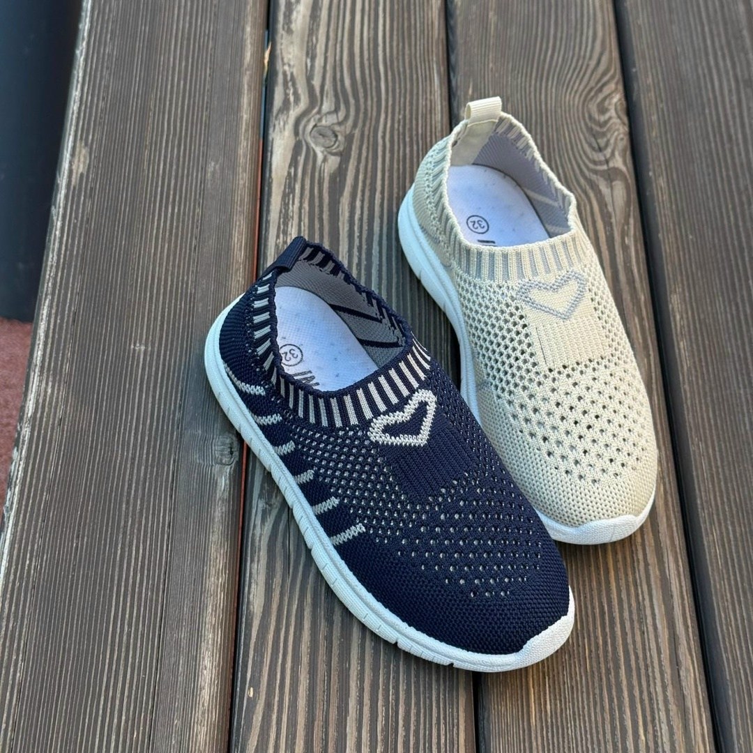 кроссовки,спортивная ,детские кроссовки,кроссовки мальчику,модная спортивная