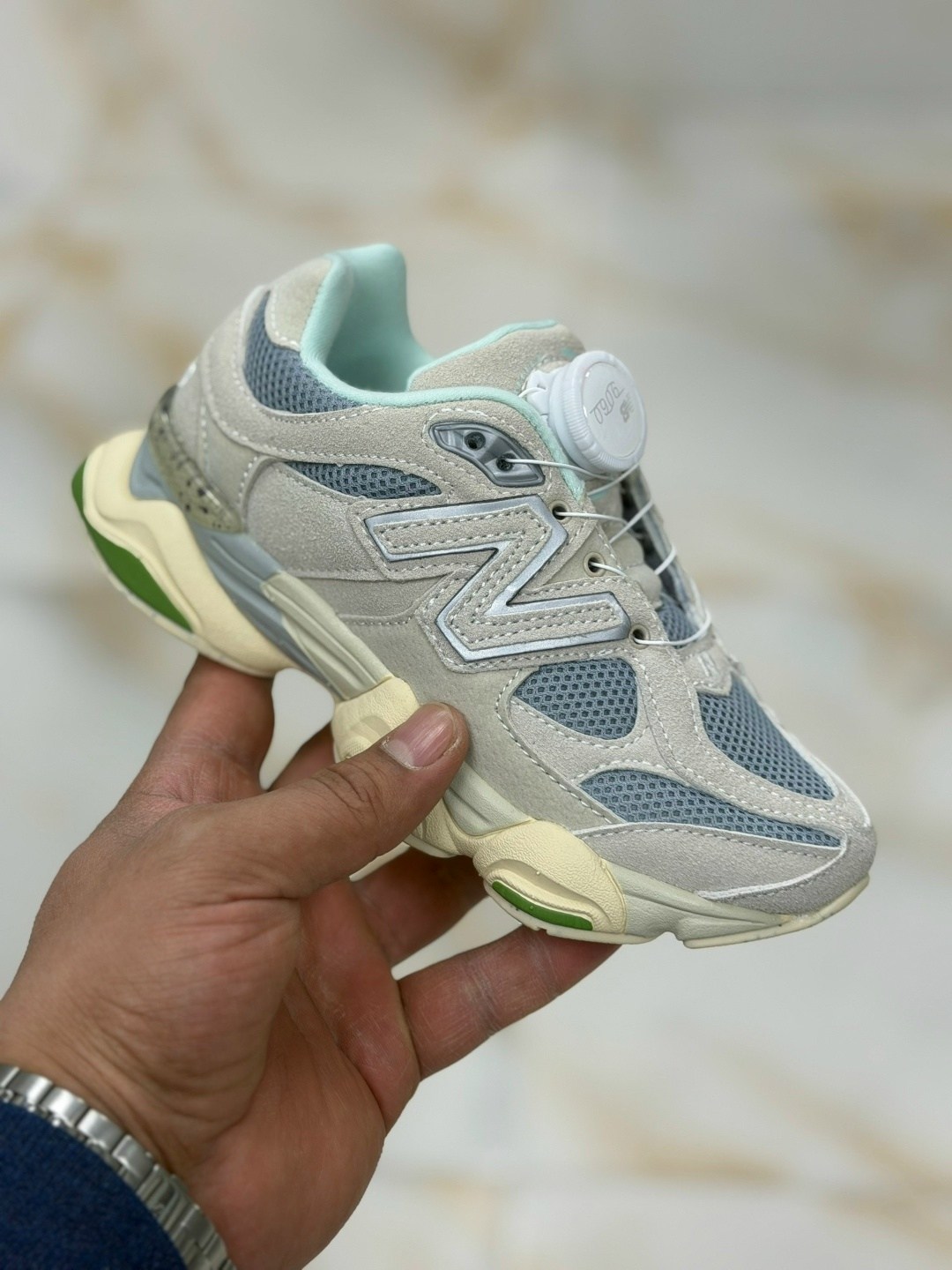 кроссовки new balance 9060,кроссовки женские new balance 9060,кроссовки new balance,кроссовки new balance женские,женские кроссовки