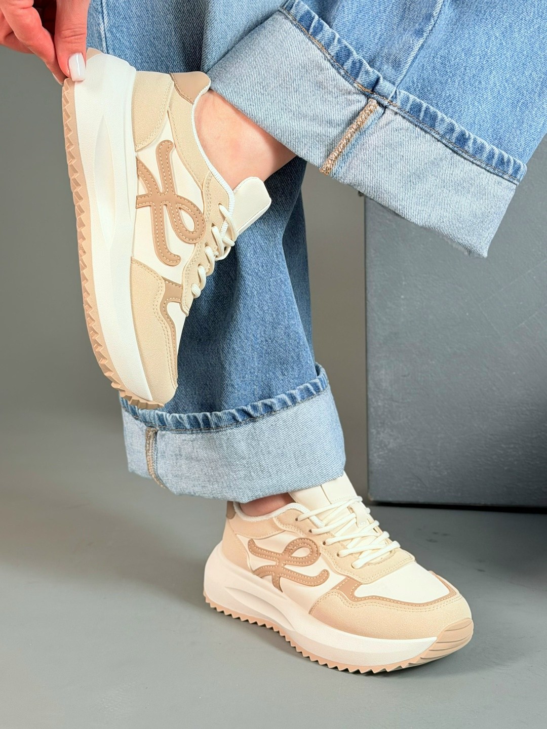 кроссовки женскиe,кроссовки,кроссовки женские белый,кроссовки белая,кроссовки модные