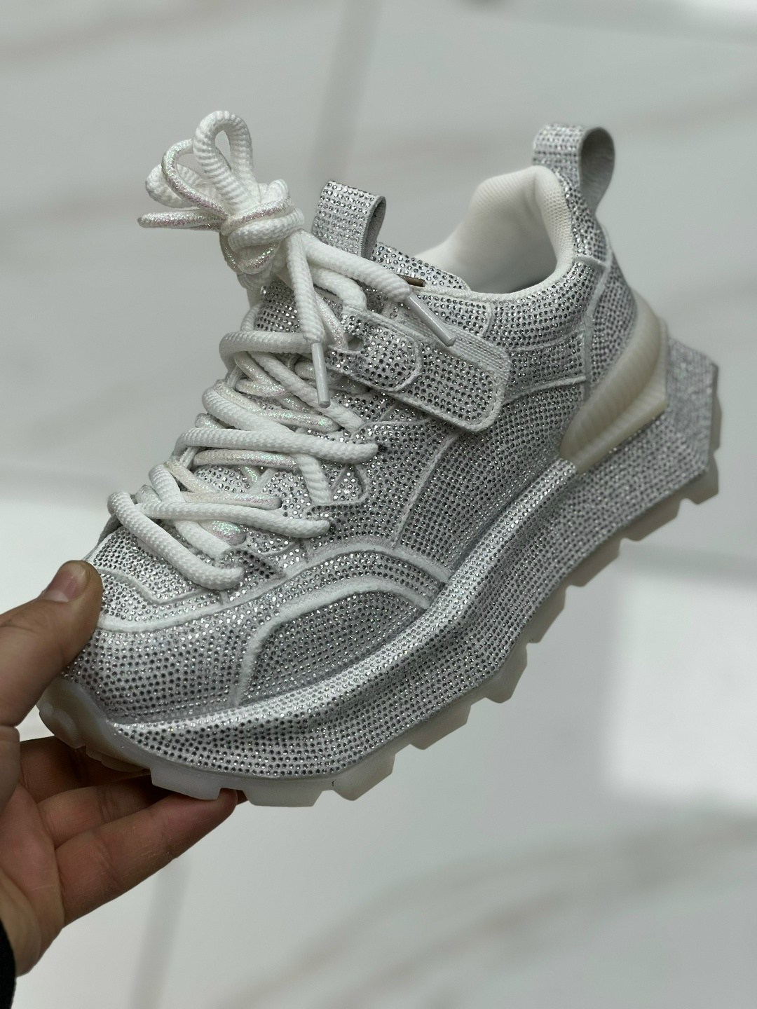 женские кроссовки,,кроссовки платформа,спортивная ,блестящие кроссовки