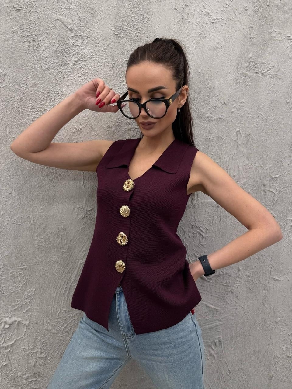 жилетка трикотажная,женский вязаный жилет,трикотажный жилет,жилетка на пуговицах,женская жилетка