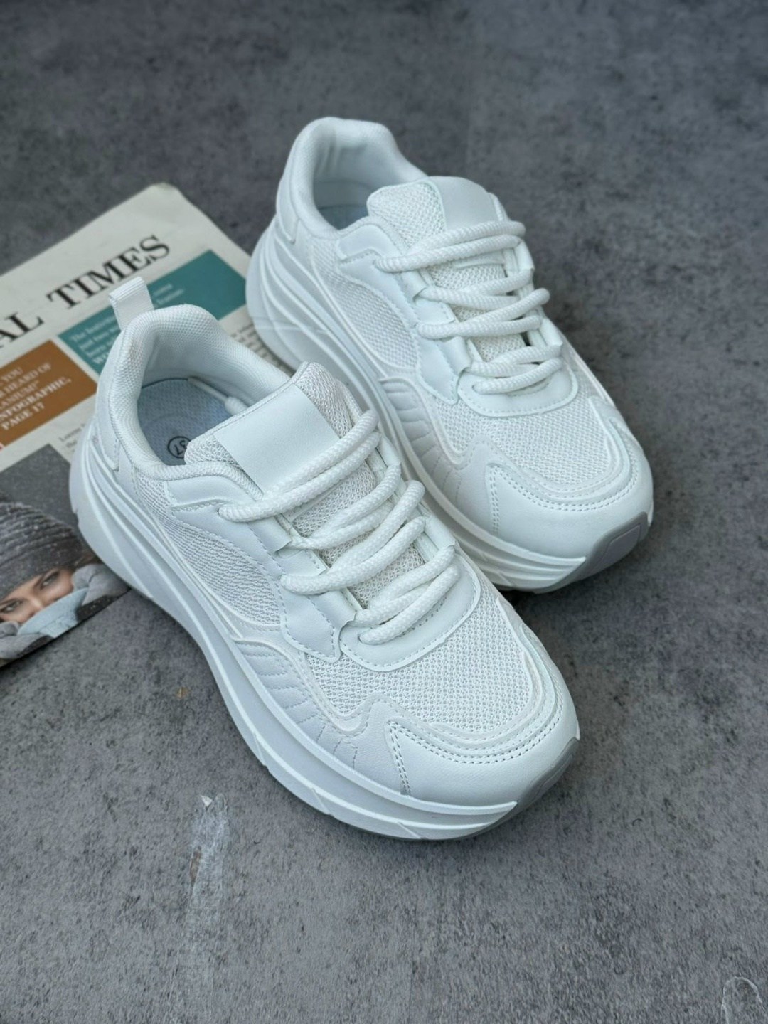 кроссовки женские,кроссовки женские белые,кроссовки,белые кроссовки,модные кроссовки