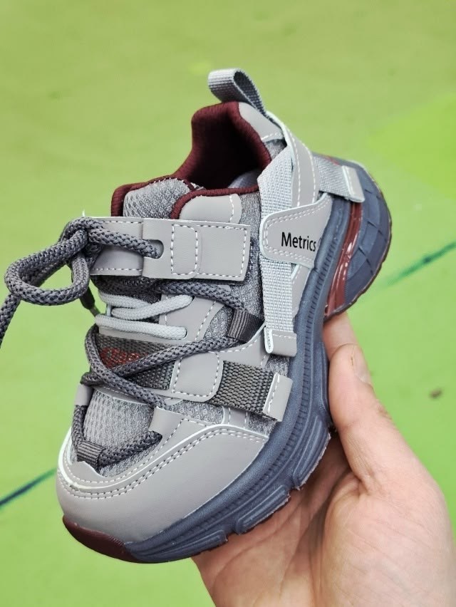 кроссовки,женские кроссовки,кроссовки закрытые,повседневные кроссовки,массивные кроссовки