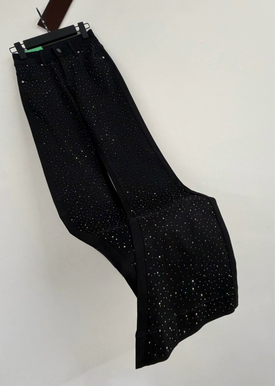 джинсы со стразами,женские джинсы со стразами,черные джинсы со стразами,джинсы черные женские,джинсы скинни со стразами