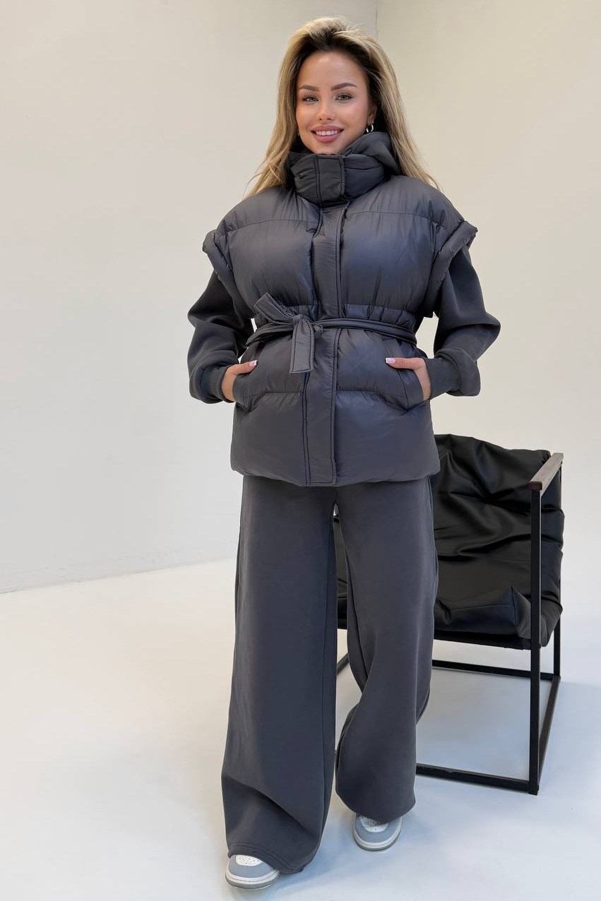 женская жилетка,жилетка на синтепоне,жилет с поясом,жилетка с поясом,жилет демисезонный