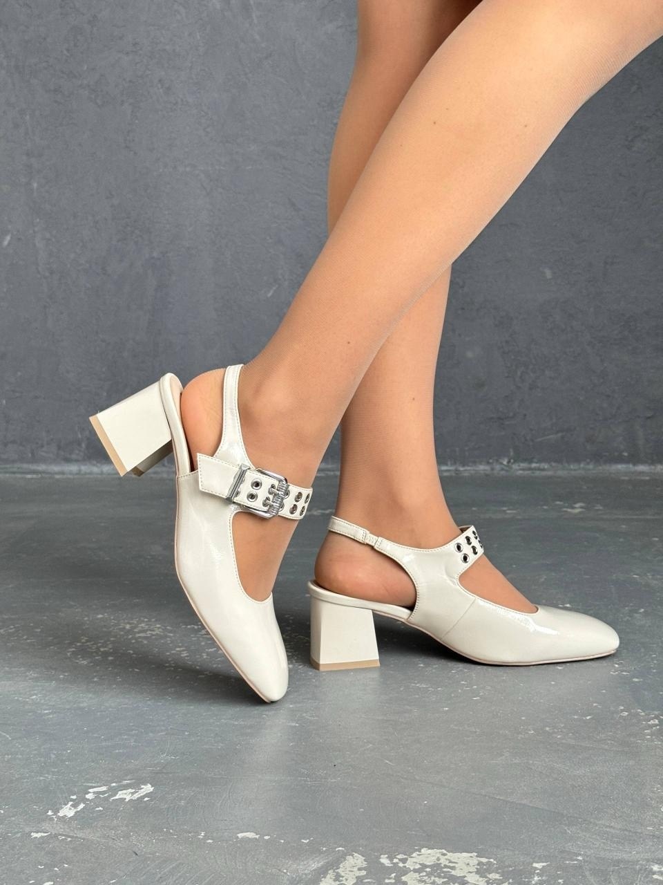 босоножки стильные,босоножки на каблуках,женские босоножки,каблуки туфли,туфли женские