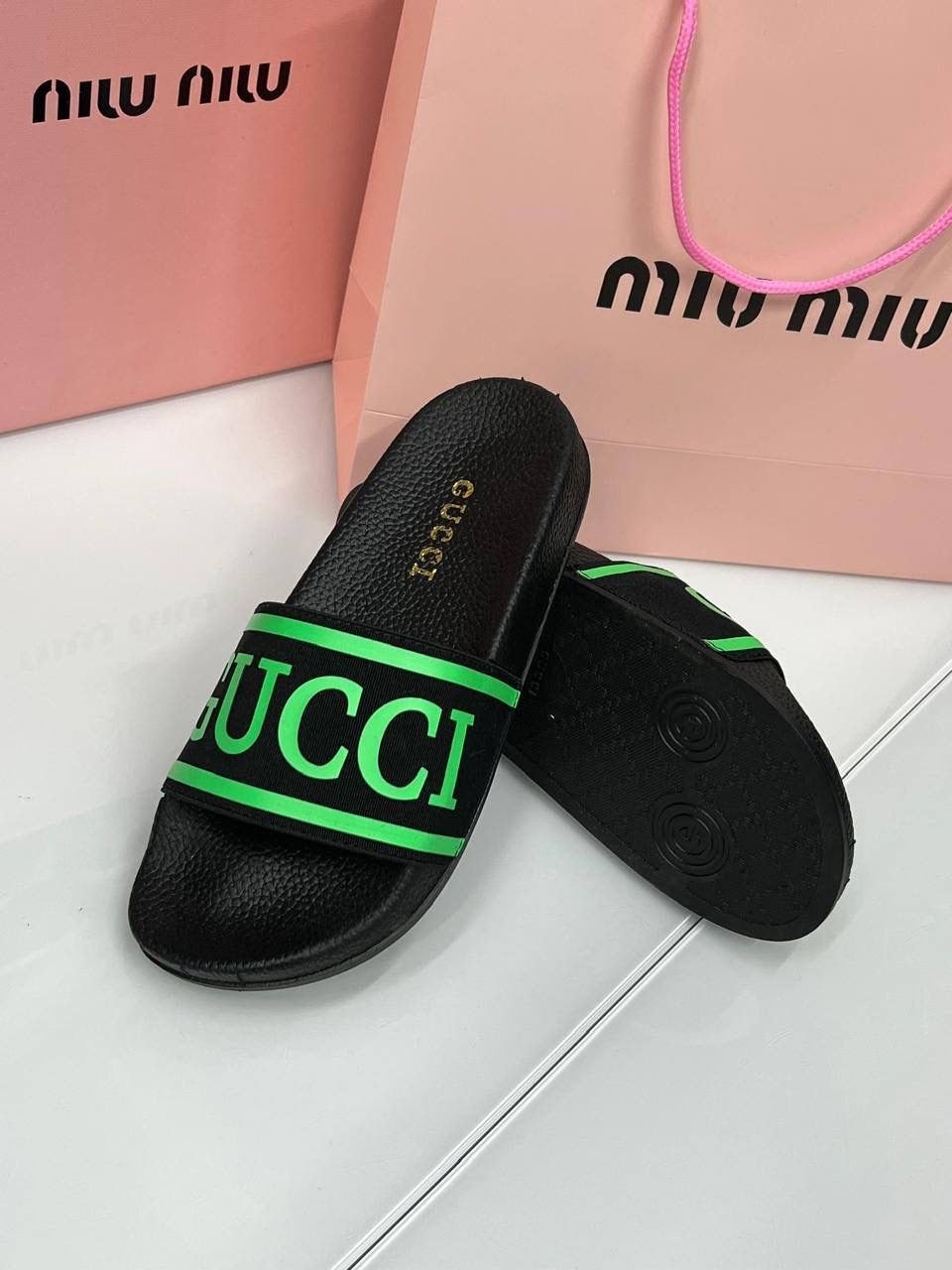 шлепки гуччи мужские,,шлепанцы gucci,gucci flip flop,гуччи флип
