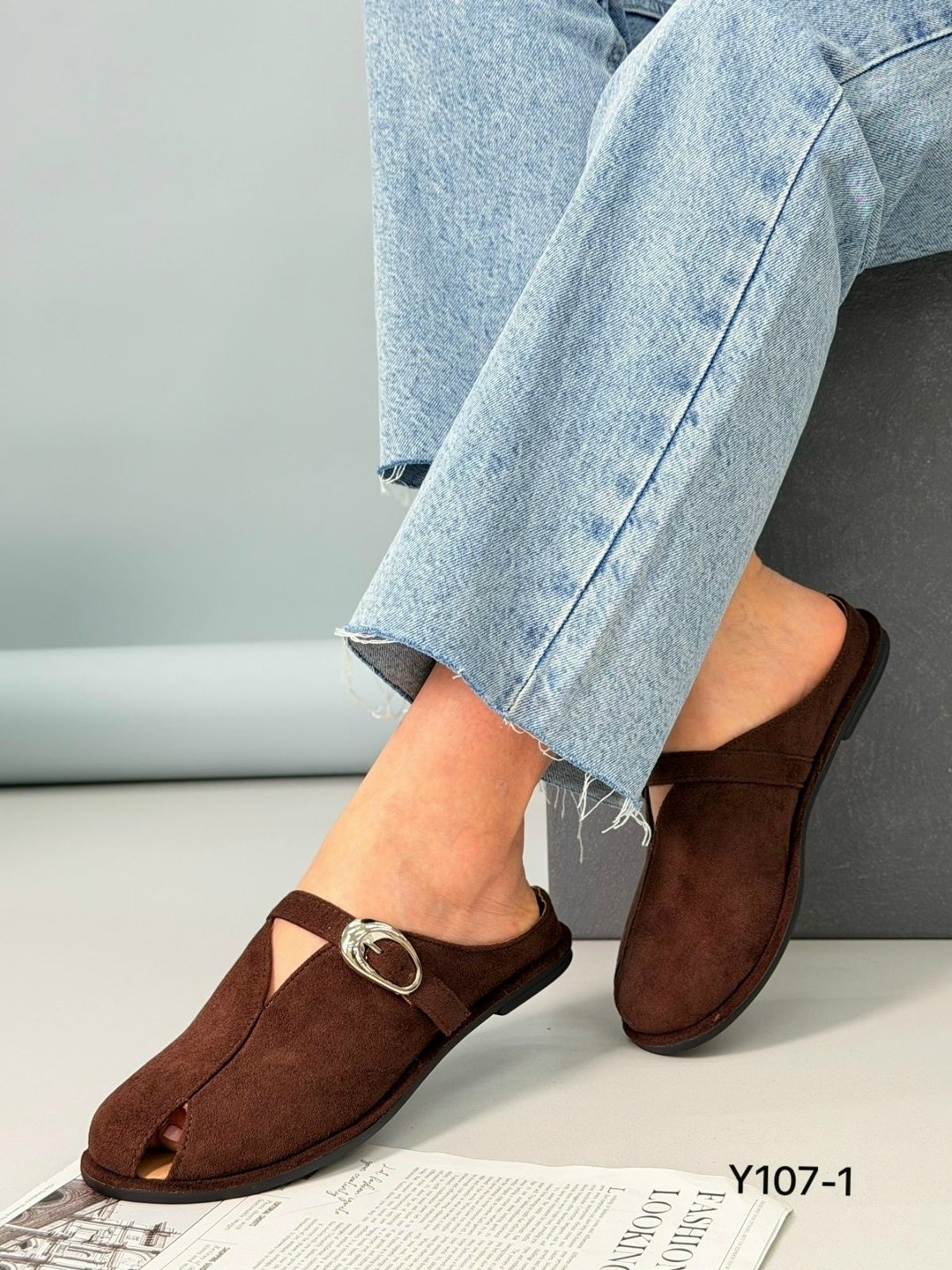 женские шлепанцы,модные шлепанцы,шлепки женские,мюли женские,тапочки замшевые