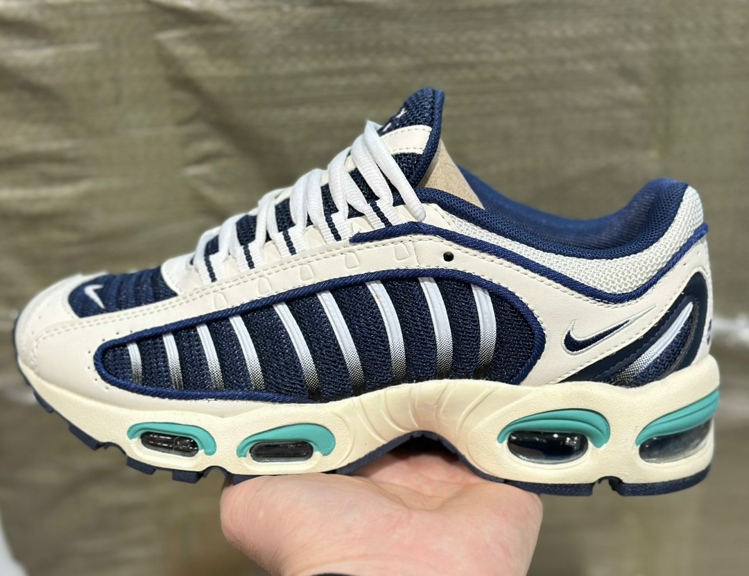 кроссовки nike air max tailwind 4,nike air max tailwind iv,nike air max tailwind,nike air max tailwind 4,nike air max tailwind 4 black and silver