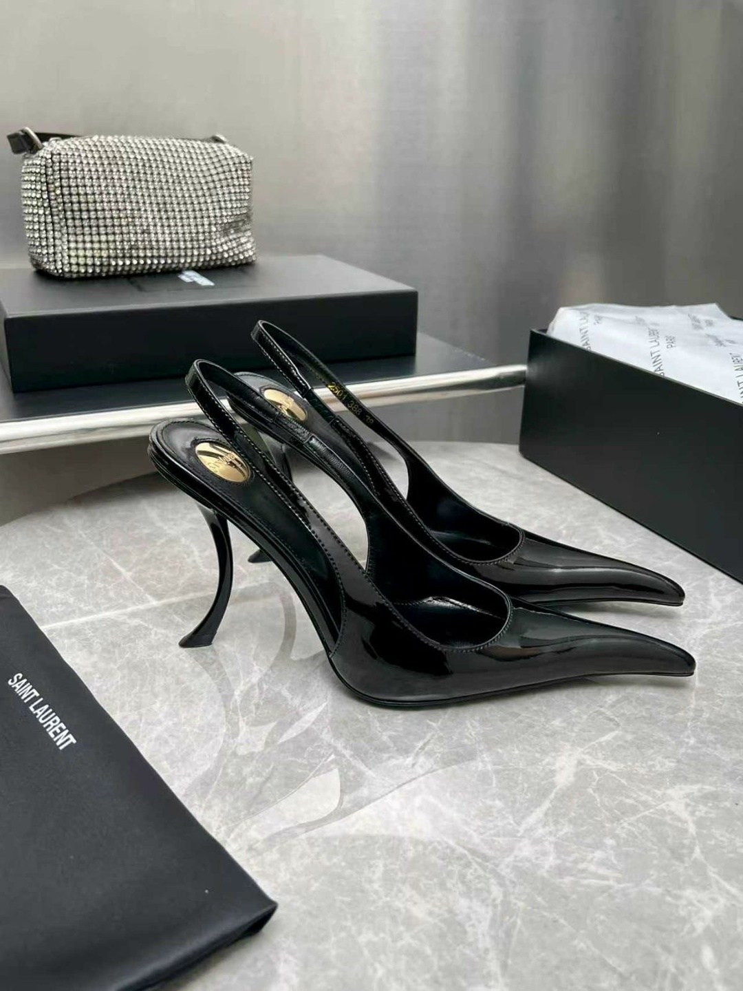 yves saint laurent туфли,туфли saint laurent,босоножки yves saint laurent,,туфли лодочки женские