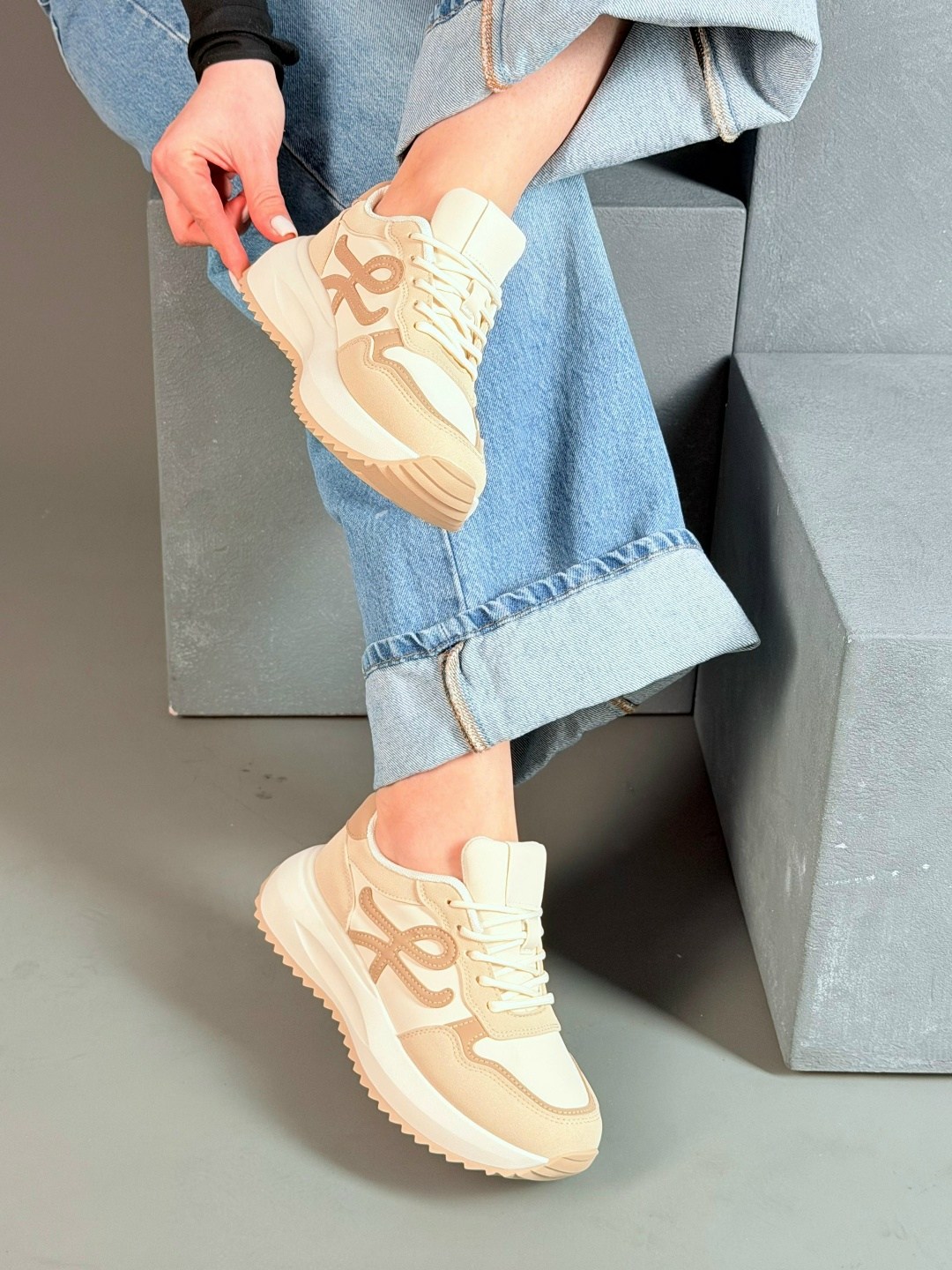 кроссовки женскиe,,бежевые кроссовки,кроссовки женские бежевые,кроссовки для женщин