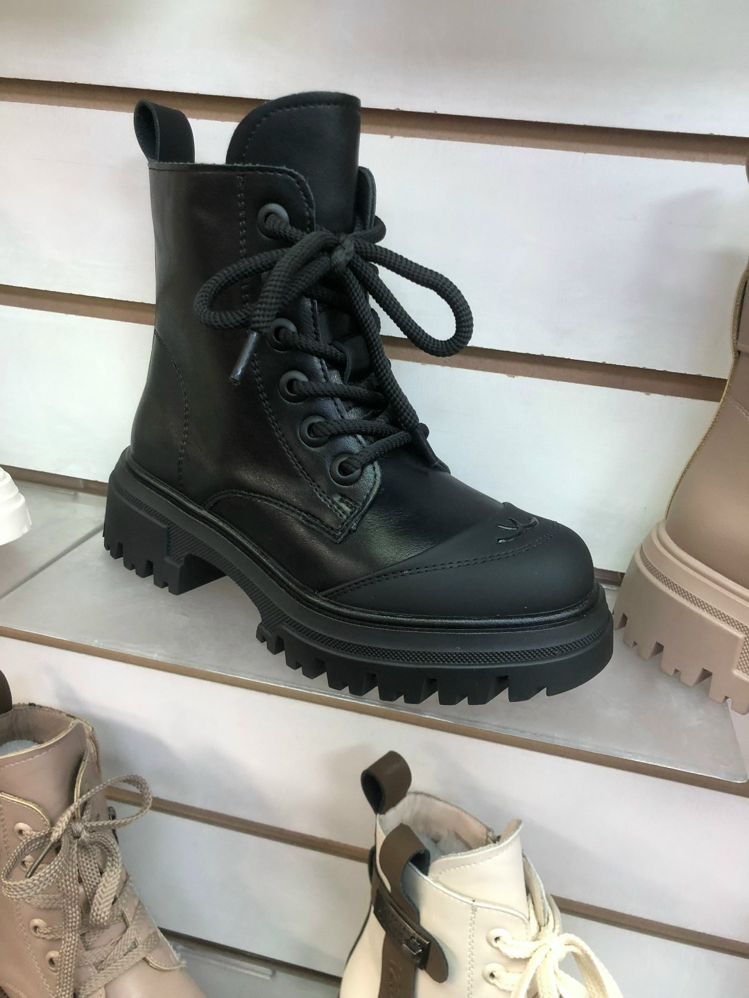 ,ботинки,женские ботинки,ботинки демисезонные,ботинки берцы broadway размер 36 черный
