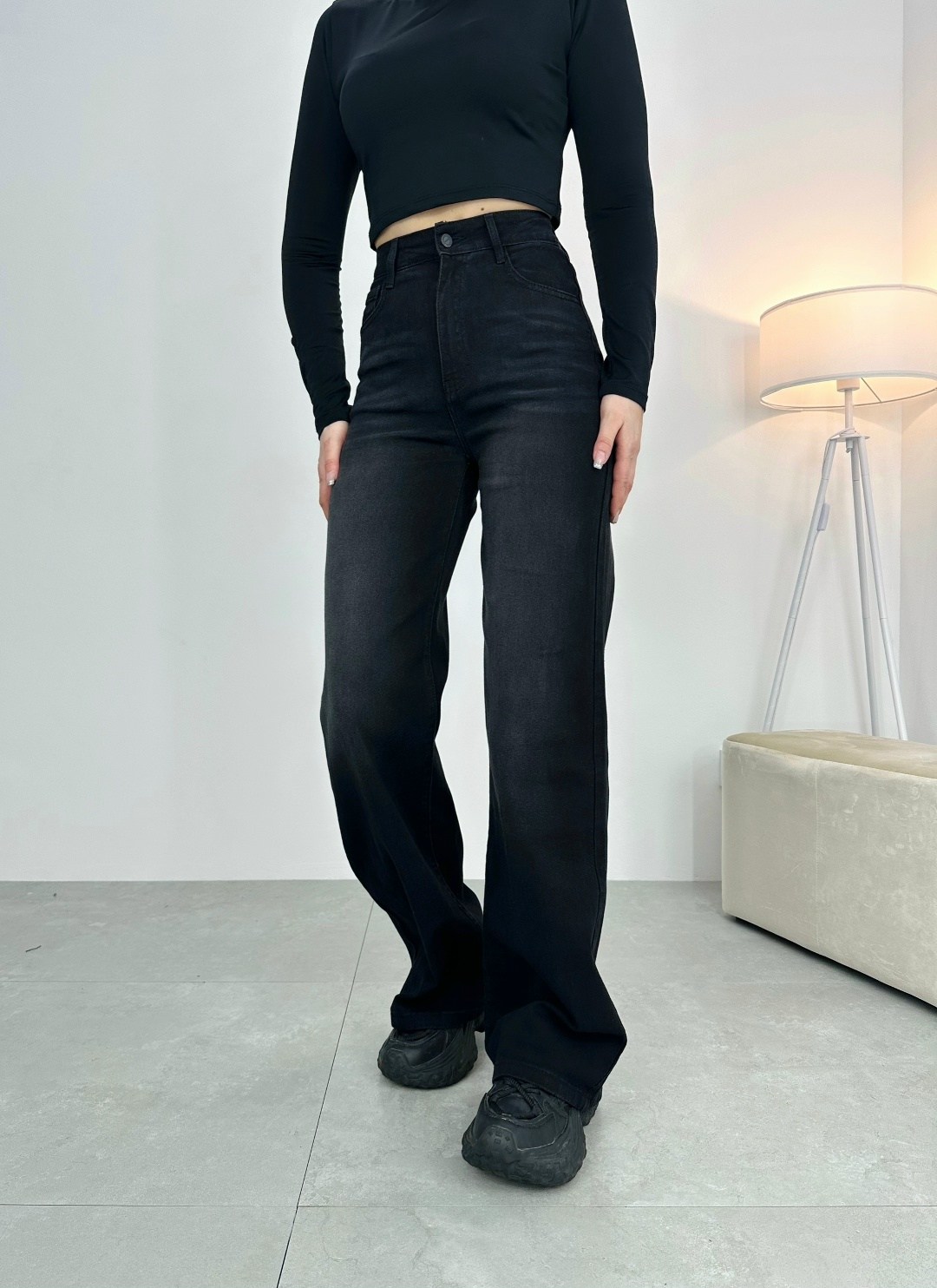 джинсы женские,джинсы клеш женские,черные джинсы женские,джинсы клеш женские с высокой талией темно-серого цвета,джинсы женские широкие